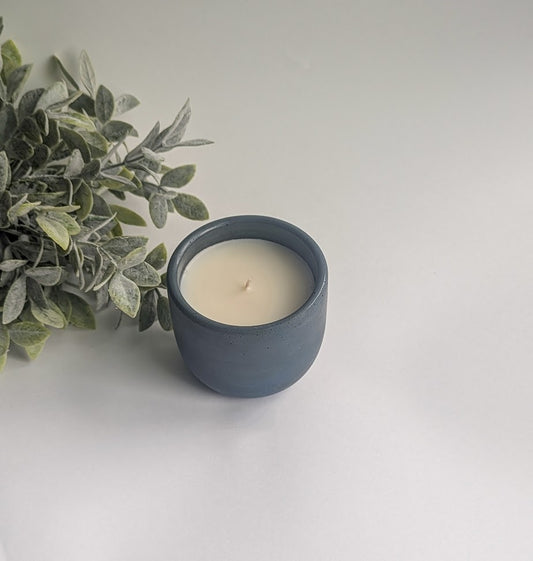 Handmade concrete coconut wax candle | Coconut and Jasmine Fragrance