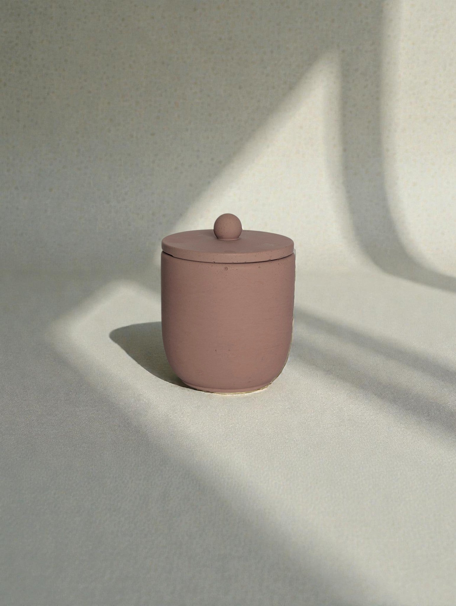 Queen B • Concrete Candle