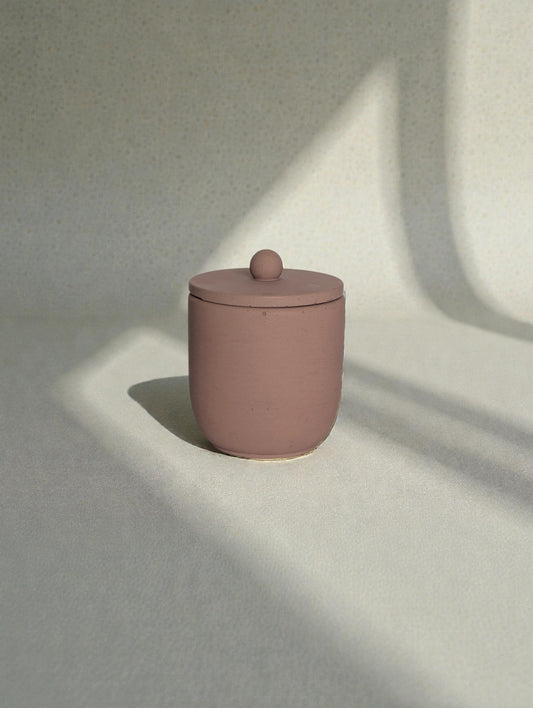 Queen B • Concrete Candle